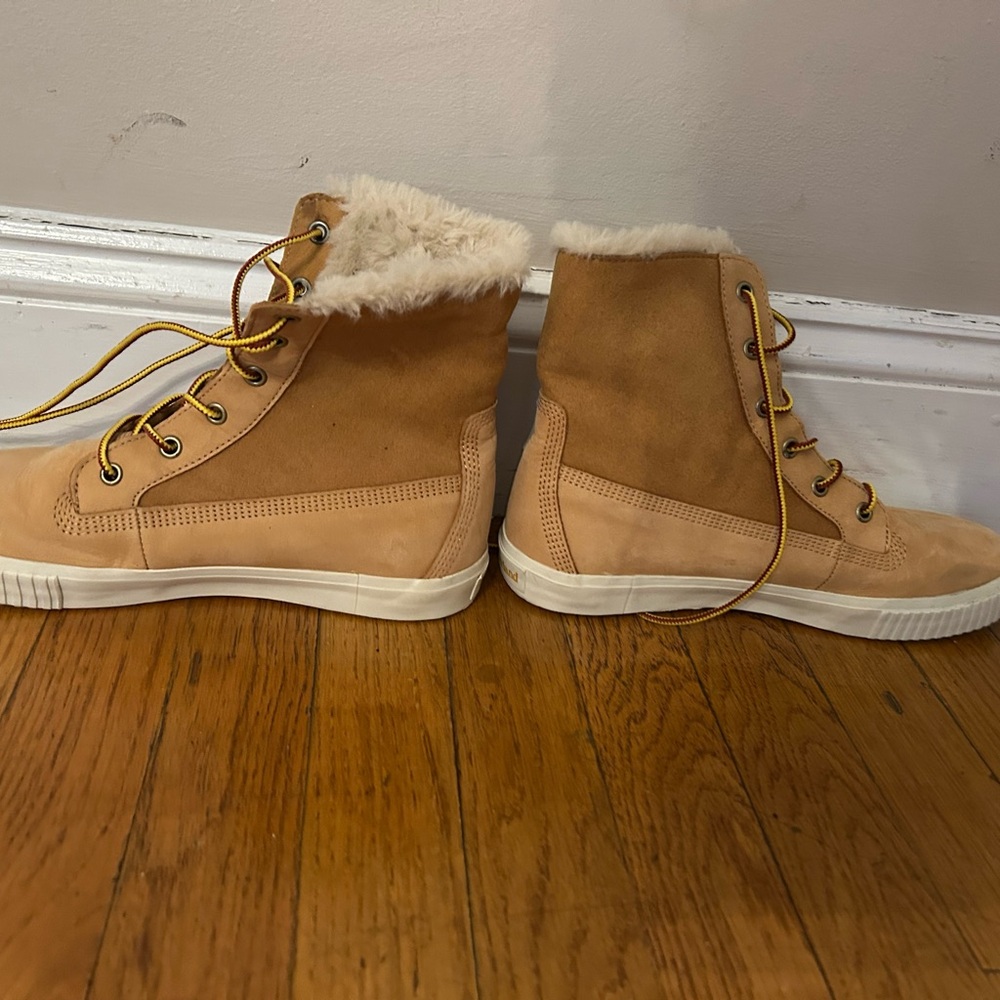 Timberland Tan Fur-Lined Winter Boots - Picture 3 of 5